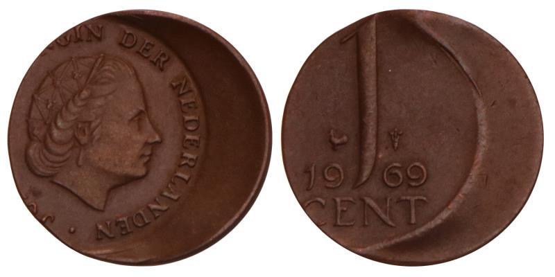 1 Cent Juliana 1969 excentrisch geslagen.