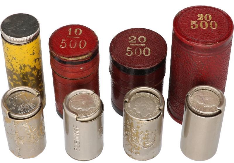 Lot (8) muntkokertjes voor zilveren en gouden munten.