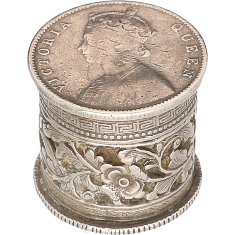 Muntdoosje India halve rupia circa 1862.