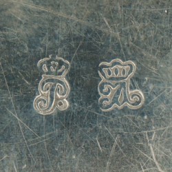Miniatuur Schatkist doosje zilver.