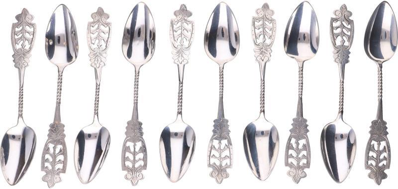 (10) Theelepels zilver.
