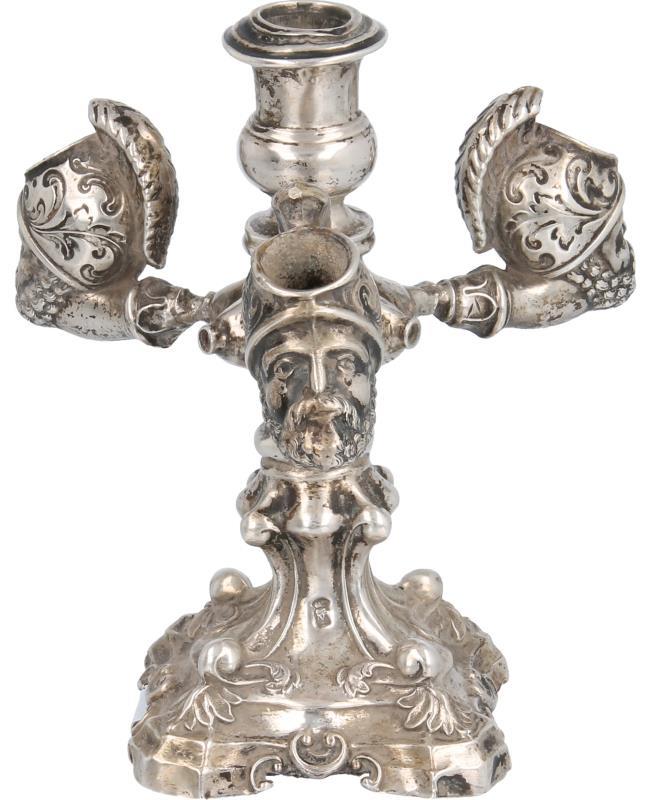Kandelaar zilver.
