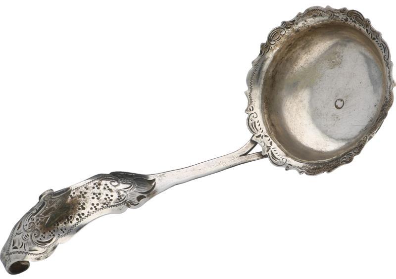 Brandewijnlepel zilver.