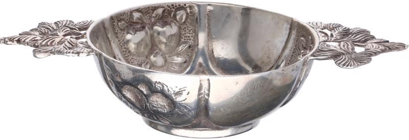 Miniatuur brandewijnkom zilver.