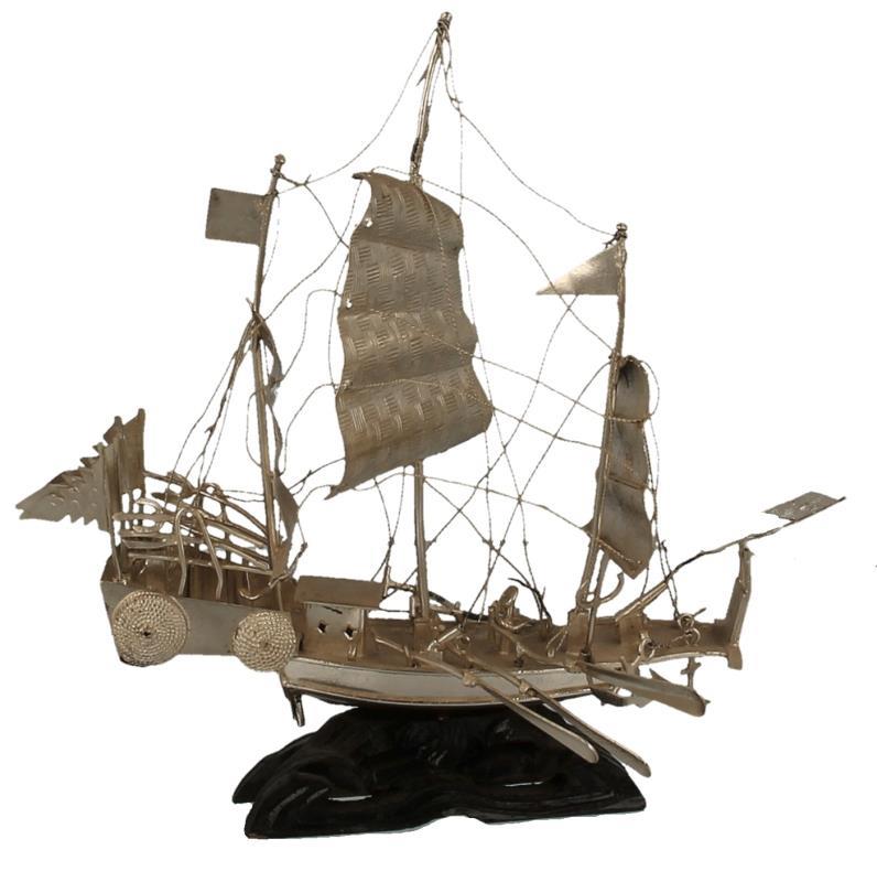 Miniatuur schip zilver.