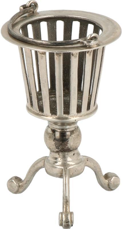 Miniatuur stoof zilver.