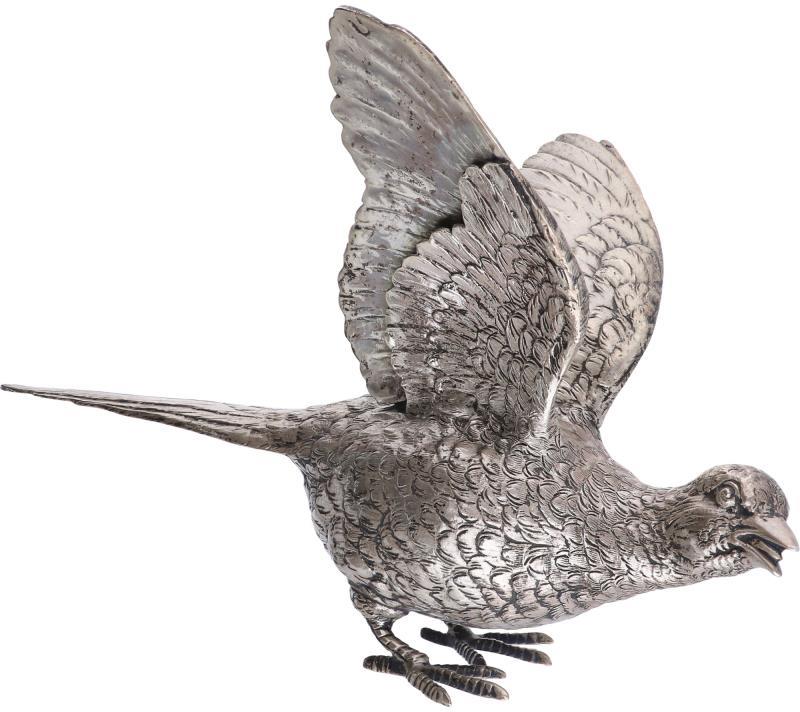 Miniatuur in de vorm van een fazant zilver.