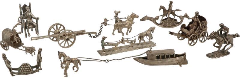 (9) Miniaturen zilver.