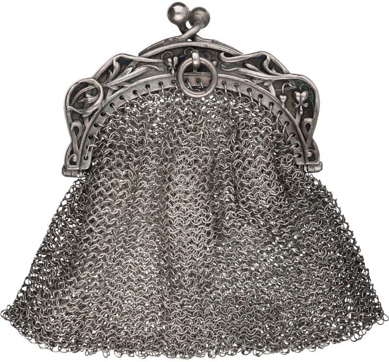 Beursje zilver.