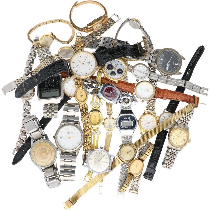 Lot (25) - Diverse horloges - Unisex.