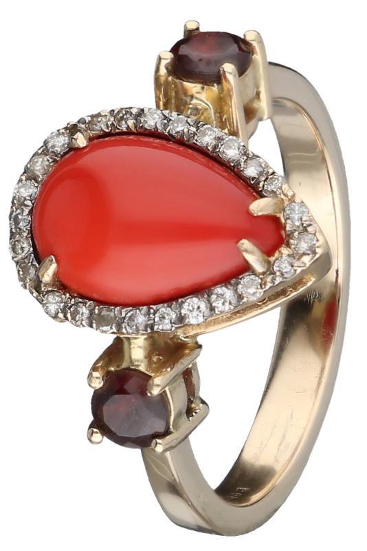 Vintage ring geelgoud, ca. 0,25 ct. diamant, bloedkoraal en rode siersteen - 14 kt.