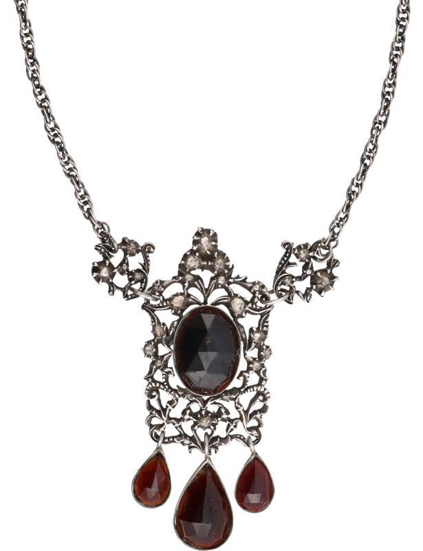 Antiek collier zilver, diamant en glasgranaat - 835/1000.