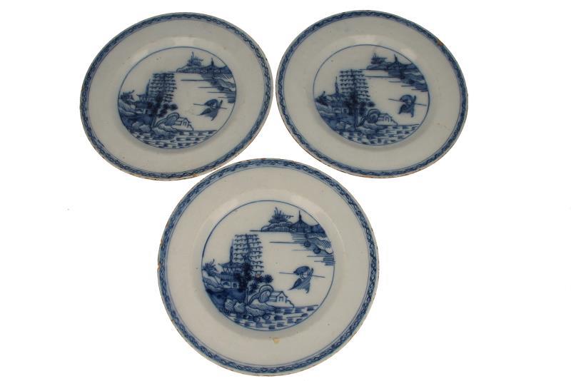 (3) Delfts ca. 1700.