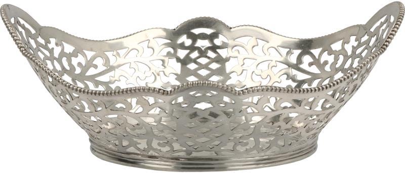 Mandje zilver.