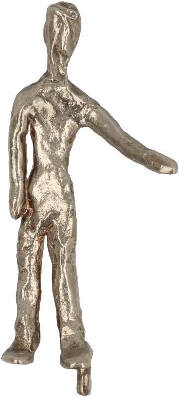 Miniatuur beeld in menselijke vorm zilver.