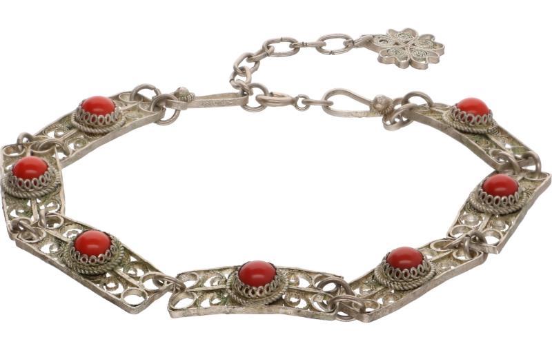 Filigrain armband zilver, rode siersteen - 925/1000.
