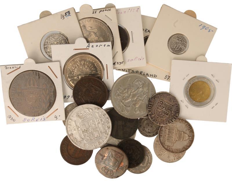 Great Britain. Lot (24) A.o. Gr. Brit. Crown 1893. 