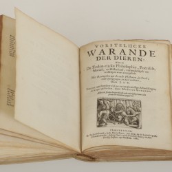 Een acht-delige serie boeken, Joost van den Vondel, daarbij een eiken boekenschuif, Holland, 17e eeuw.