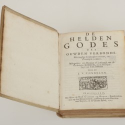 Een acht-delige serie boeken, Joost van den Vondel, daarbij een eiken boekenschuif, Holland, 17e eeuw.