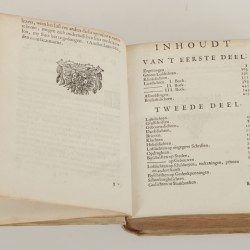 Een acht-delige serie boeken, Joost van den Vondel, daarbij een eiken boekenschuif, Holland, 17e eeuw.