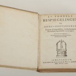Een acht-delige serie boeken, Joost van den Vondel, daarbij een eiken boekenschuif, Holland, 17e eeuw.