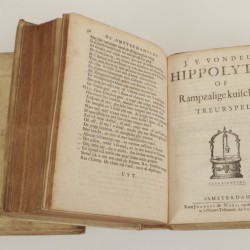 Een acht-delige serie boeken, Joost van den Vondel, daarbij een eiken boekenschuif, Holland, 17e eeuw.