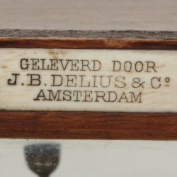 Een apothekers weegschaal, Holland, eind 19e eeuw.