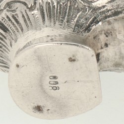 Speldenkussen zilver.