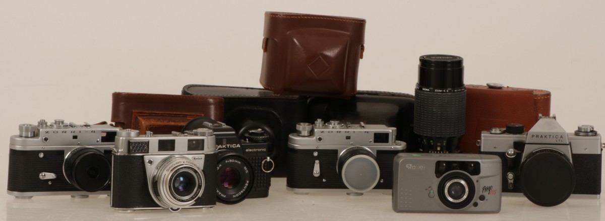 Een lot diverse camera's, 20e eeuw.