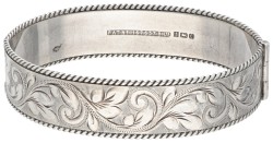 Vintage sterling zilveren Engelse bangle armband met sierlijke gegraveerde details.