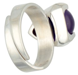 Matti J. Hyvärinnen sterling zilveren Finse jaren '70 design ring met amethist.