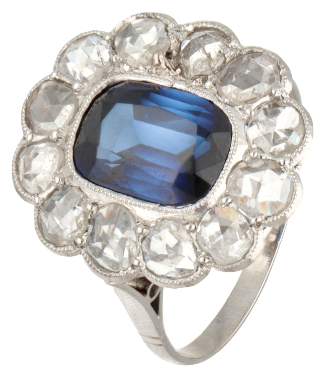 Art Deco platina entourage ring met synthetische saffier en roos geslepen diamant.