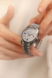 Rolex Day-Date 40 'paved' dial - 228239 - Heren polshorloge - 2021.
