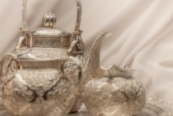 4-delig theeservies, Chinese export (Tu Mao Xing 涂茂興, of JiuJiang, Provincie Guangdong) zilver.