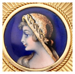 18K Geelgouden hanger met geëmailleerd vrouwenportret.