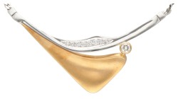 18K Bicolour gouden design collier bezet met ca. 0.85 ct. diamant.