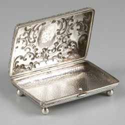 Sigarettendoosje / tabaksdoosje zilver.