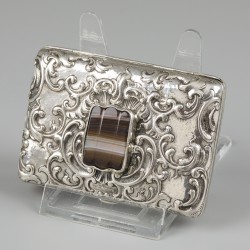 Sigarettendoosje / tabaksdoosje zilver.