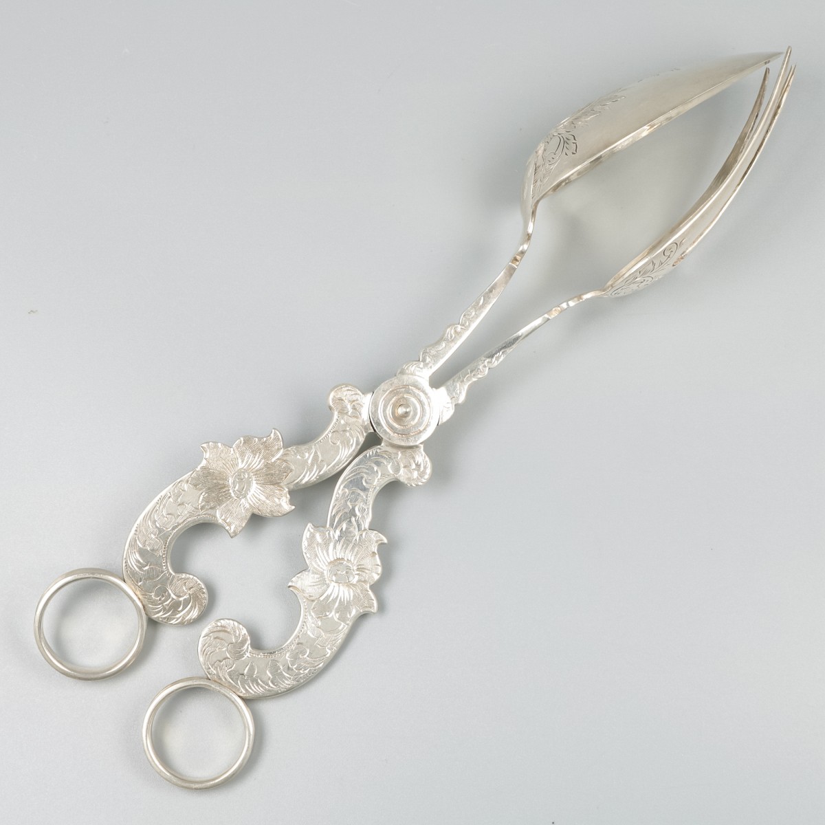 Saladetang zilver.
