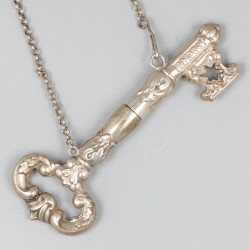 Breipenhouder "sleutel", zilver.