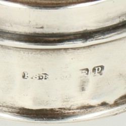 Sieraden kistje zilver.