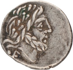 Roman Republic. T. Cloelius. Quinarius. N.D. (98 BC).