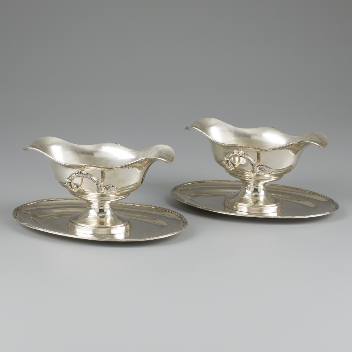 2-delige set sausboten, Louis Coignet, Parijs ca. 1889-93, zilver.