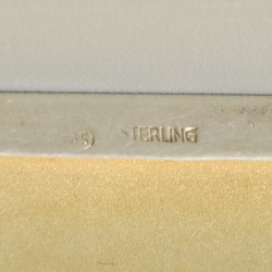 Sigarettenetui zilver.
