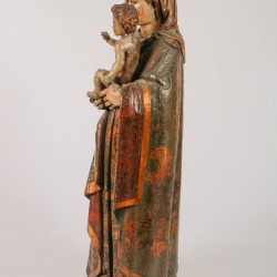 Een polychroom beschilderde madonna met kind, Frankrijk 16e eeuw.