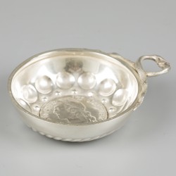 Tastevin zilver.