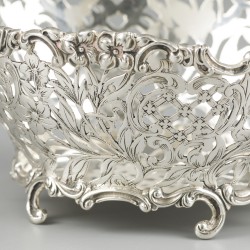 Bonbonmandje zilver.