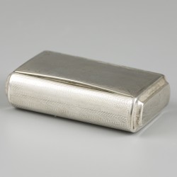 Snuiftabaksdoos zilver.