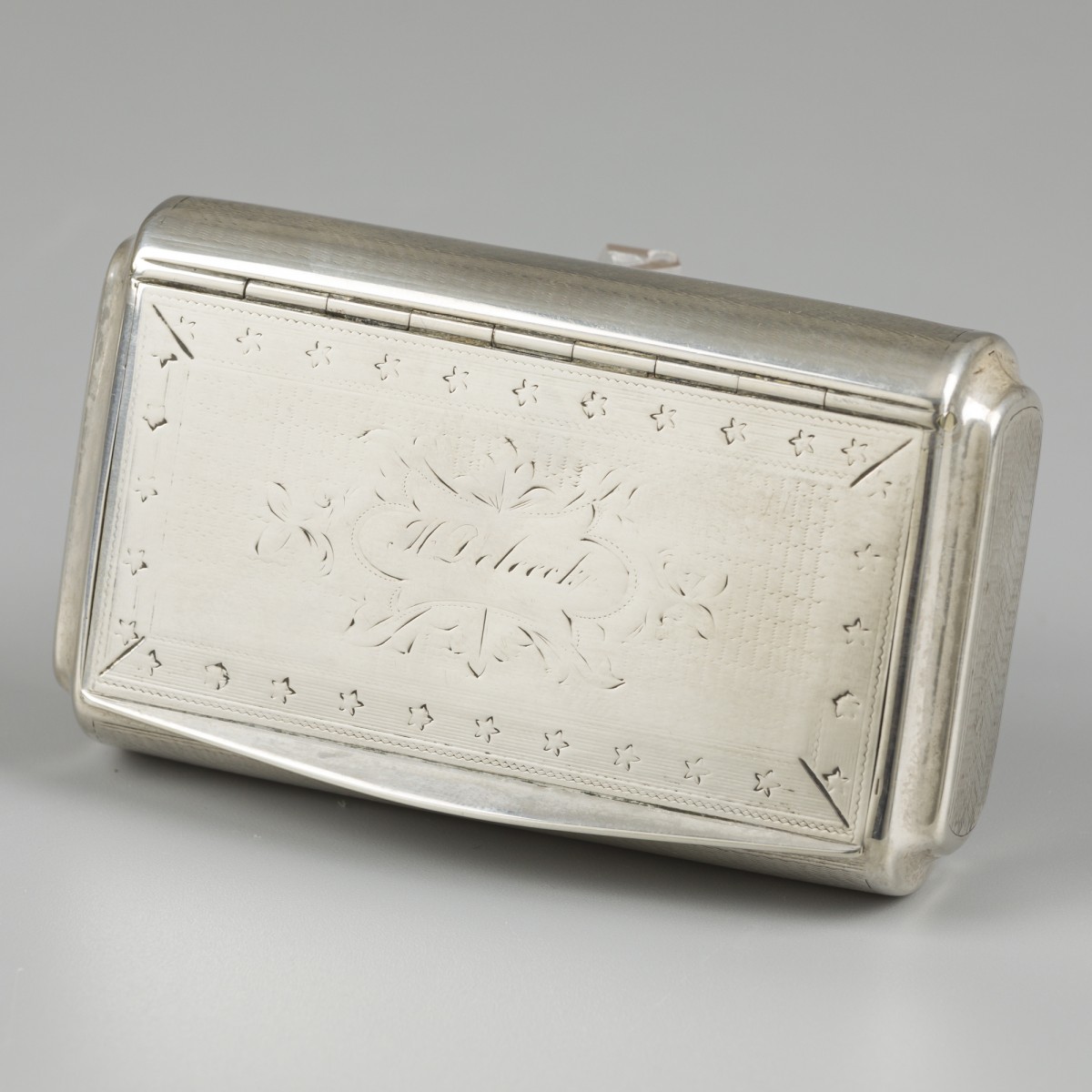 Snuiftabaksdoos zilver.