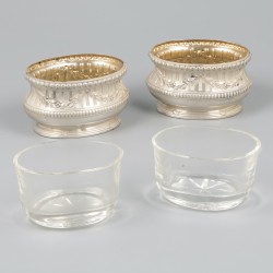 2-delige set zoutkelders (Paul Devaux, Parijs ca. 1905) zilver.